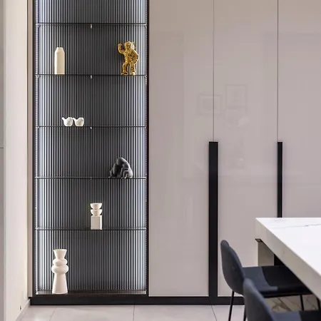 Апартаменты Luxurious High-end Grand In The Center Of *