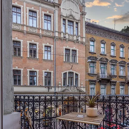 Апартаменты Luxurious High-end Grand In The Center Of *