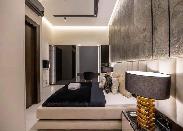 Luxurious High-end Grand In The Center Of Budapest